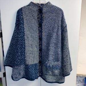 Coldwater Creek blue and grey button up sweater with 1 pocket sz XL